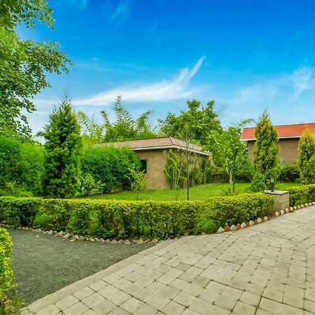 Lemon Tree Wildlife Resort, Bandhavgarh Tala  Ngoại thất bức ảnh