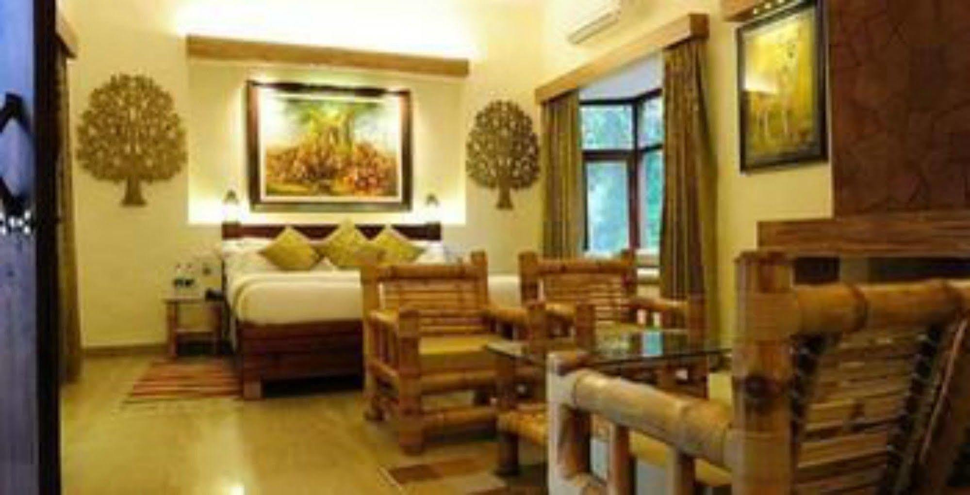 Lemon Tree Wildlife Resort, Bandhavgarh Tala  Ngoại thất bức ảnh
