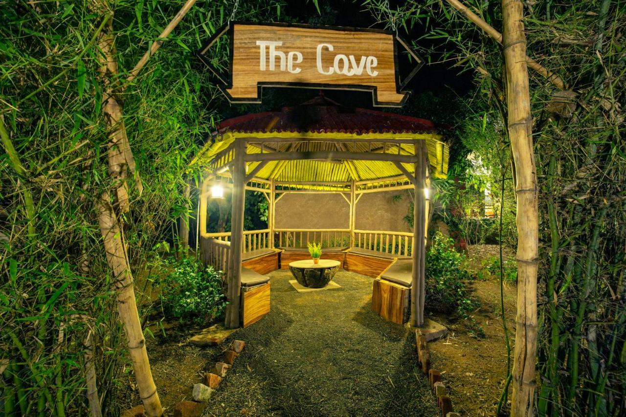 Lemon Tree Wildlife Resort, Bandhavgarh Tala  Ngoại thất bức ảnh