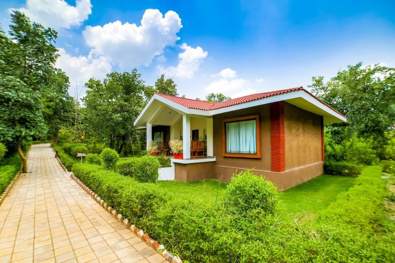 Lemon Tree Wildlife Resort, Bandhavgarh Tala  Ngoại thất bức ảnh